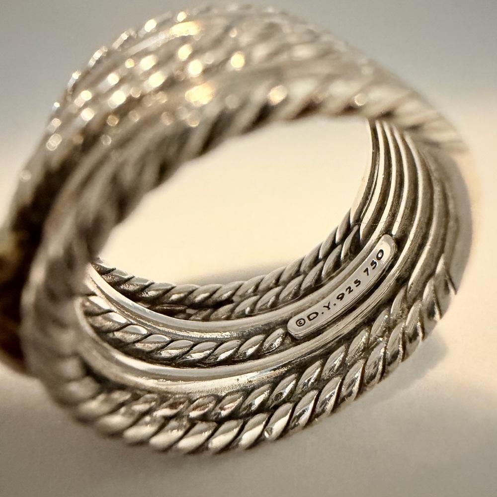 David Yurman | Double X Crossover Ring with Gold | Size 7.5 - Picture 5 of 6